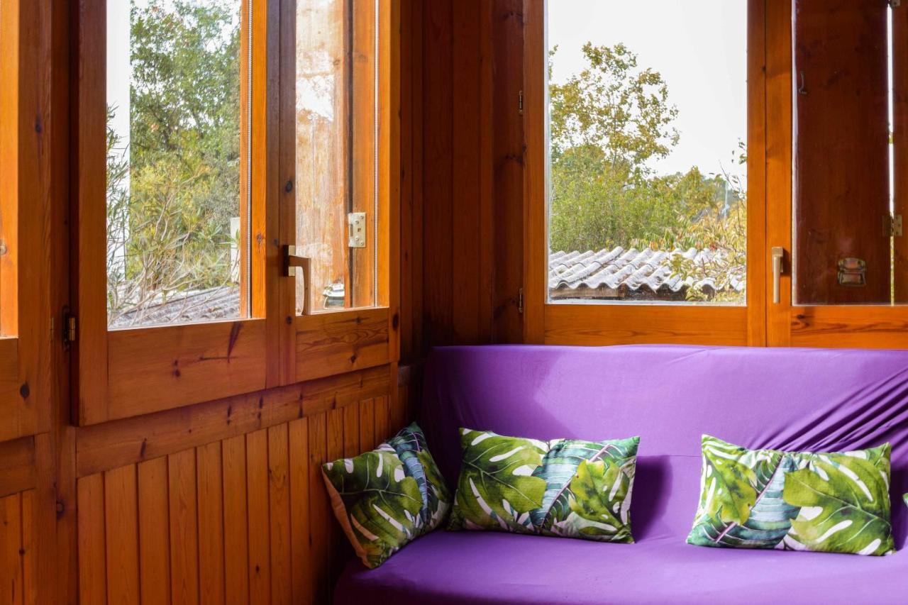 Can Camps Besalu Casa Planta Baja Con Jardin Bagian luar foto